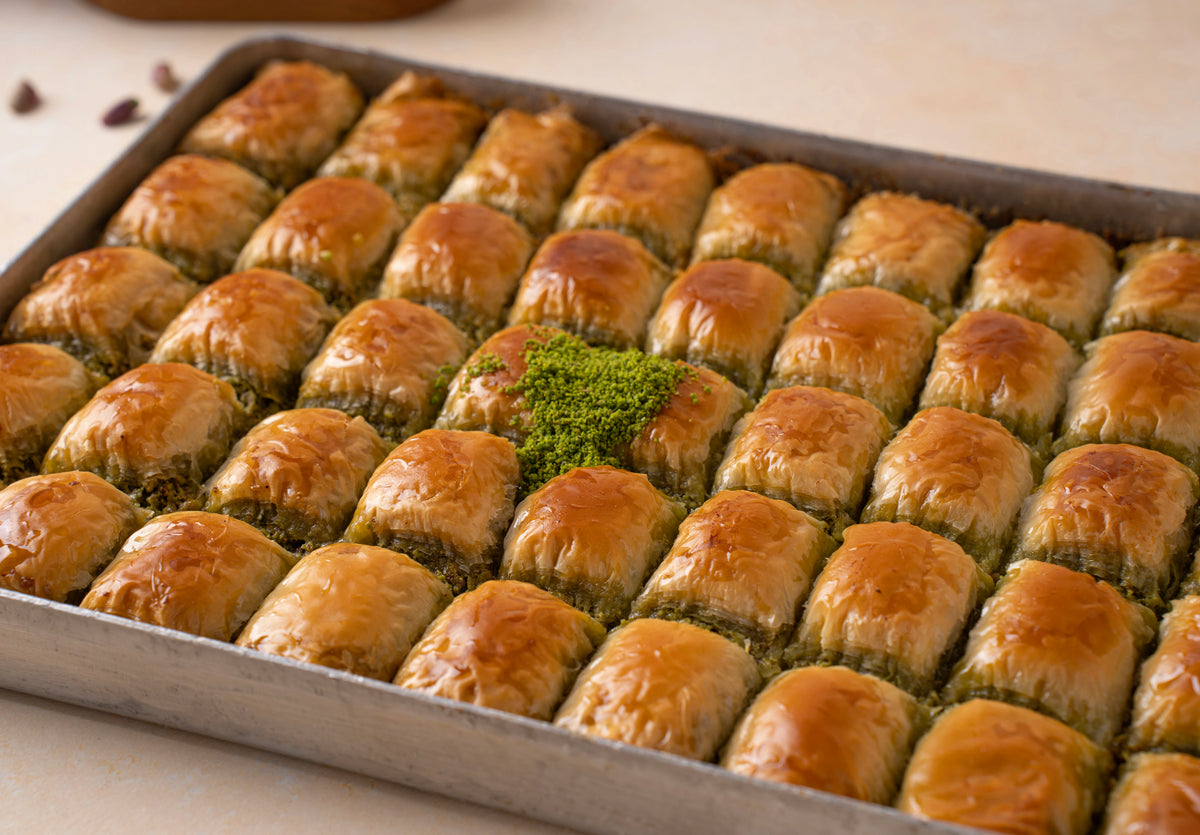 Pistachio Roll Baklava — Fıstıklı Dürüm