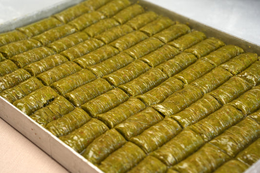 Turkish Pistachio Sarma Baklava – Handmade Rolled Dessert, Gourmet Sweet Gift