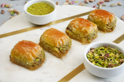 Sweetheart's Lips Baklava — Pistachio Dessert (Dilber Dudağı)