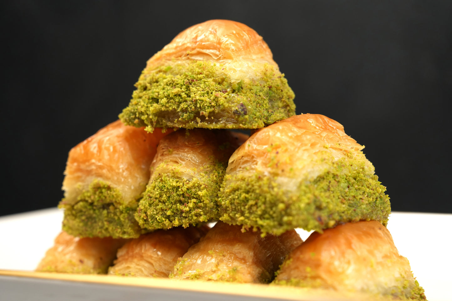 Dry Pistachio Baklava — Crispy & Rich (Kuru Fıstıklı Baklava)