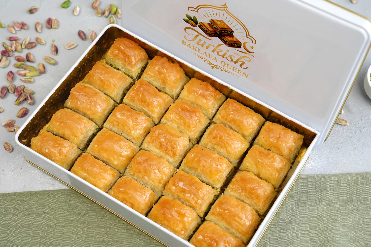 Fresh Pistachio Baklava — Fıstıklı | Fresh Gaziantep Baklava