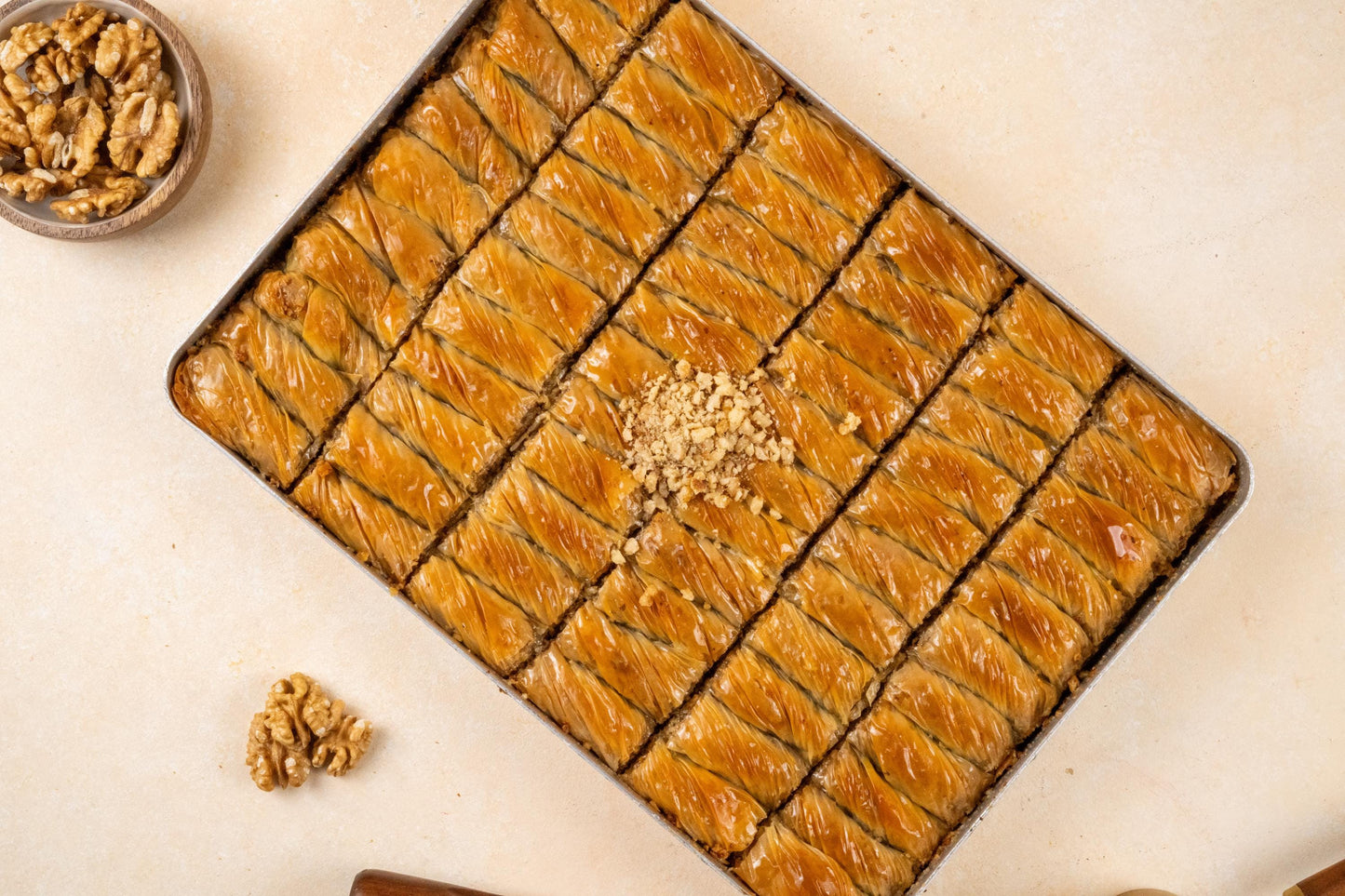 Turkish Walnut Baklava, Homamade Baklava, Wedding Dessert, Gourmet Turkish Sweets, Middle Eastern Dessert, Dessert Tray