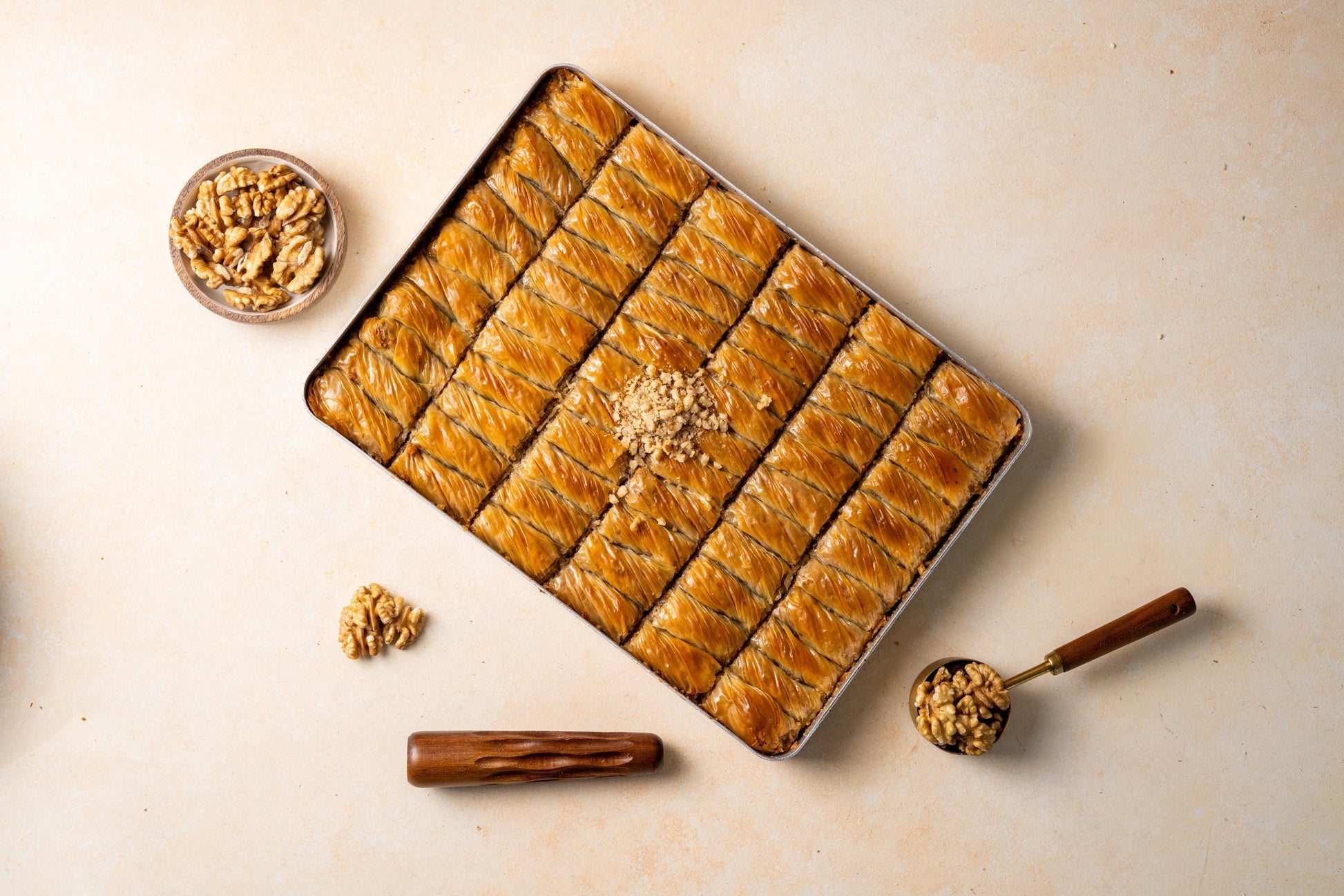 Turkish Walnut Baklava, Homamade Baklava, Wedding Dessert, Gourmet Turkish Sweets, Middle Eastern Dessert, Dessert Tray