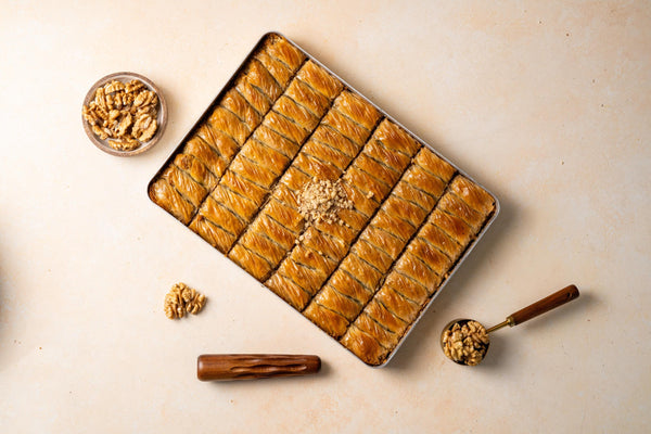 Turkish Walnut Baklava, Homamade Baklava, Wedding Dessert, Gourmet Turkish Sweets, Middle Eastern Dessert, Dessert Tray