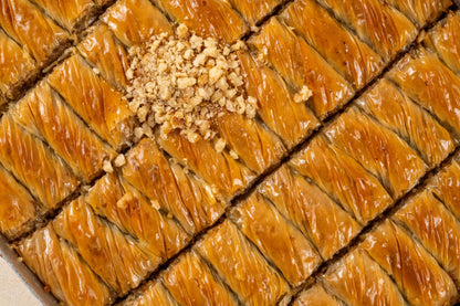 Turkish Walnut Baklava, Homamade Baklava, Wedding Dessert, Gourmet Turkish Sweets, Middle Eastern Dessert, Dessert Tray