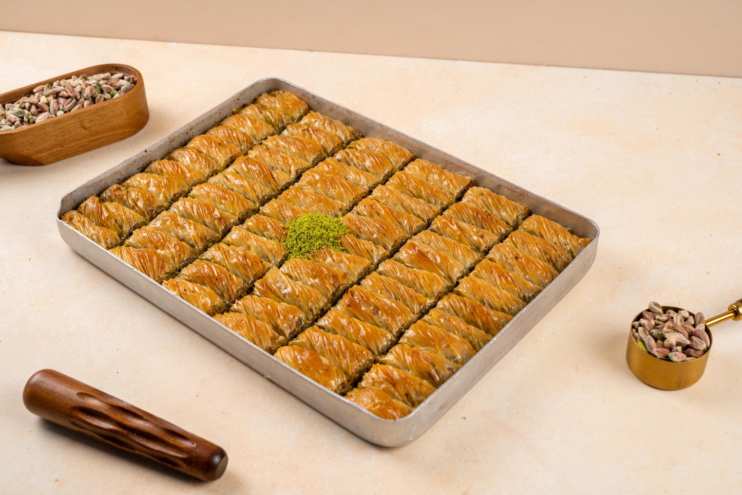 Turkish Pistachio Baklava, Handmade Baklava Gift Box, Housewarming Dessert Gift, Gourmet Turkish Sweets, Wedding Dessert