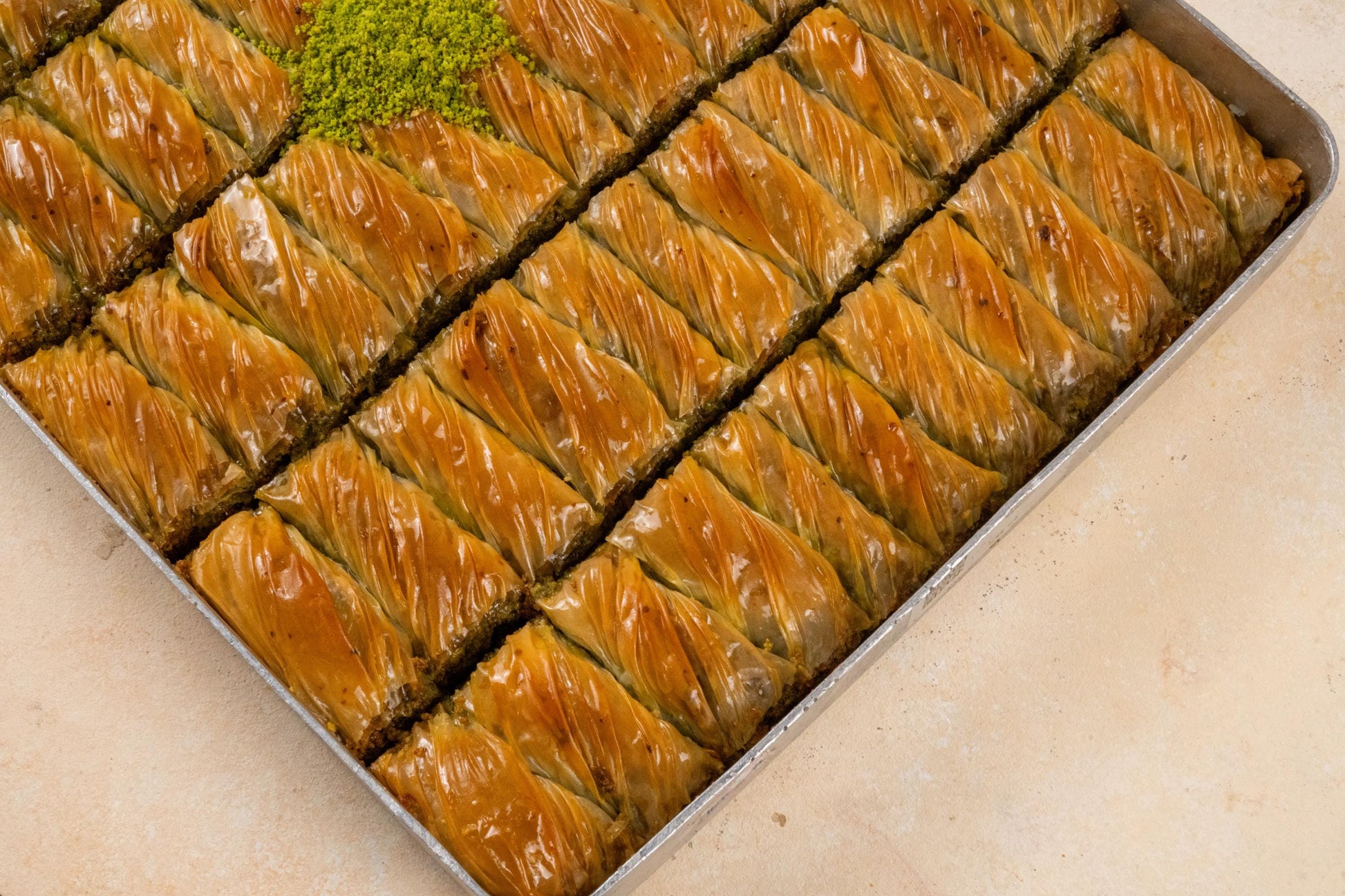 Turkish Pistachio Baklava, Handmade Baklava Gift Box, Housewarming Dessert Gift, Gourmet Turkish Sweets, Wedding Dessert