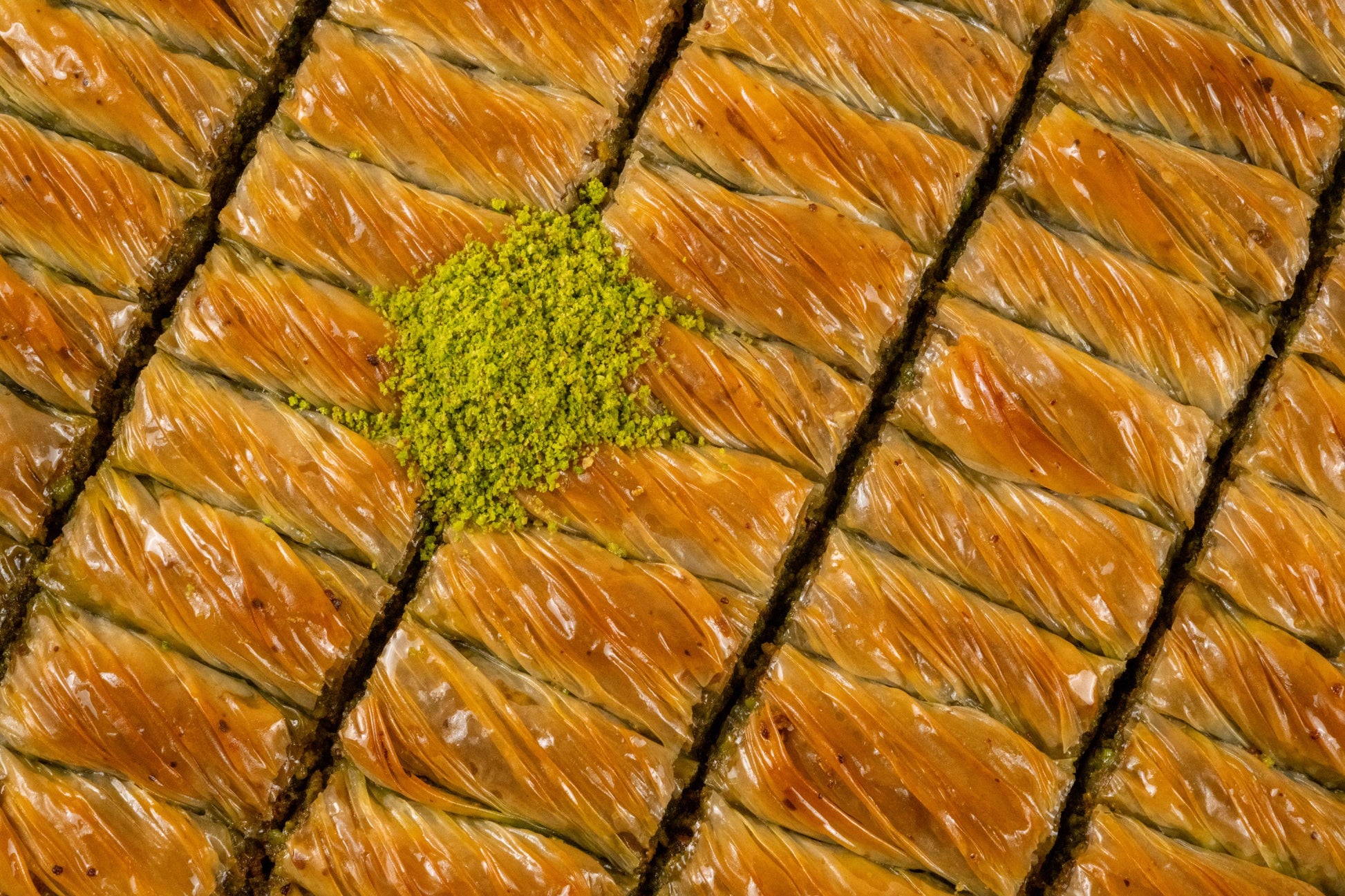 Turkish Pistachio Baklava, Handmade Baklava Gift Box, Housewarming Dessert Gift, Gourmet Turkish Sweets, Wedding Dessert