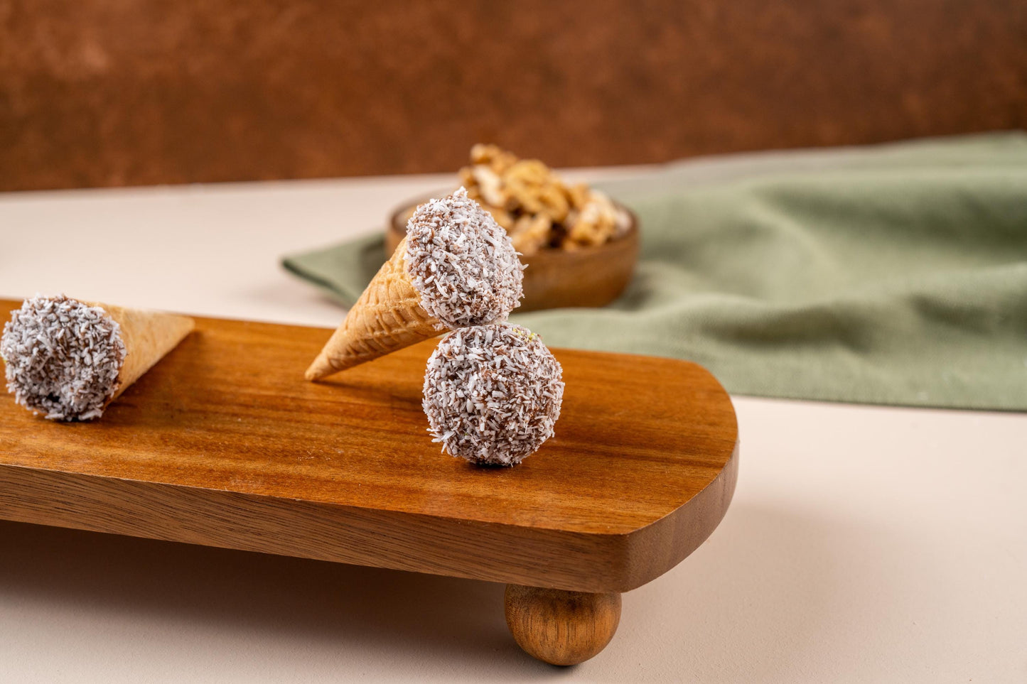 Mini KitKat Cornetto, Chocolate Coconut Dessert Bites, Gourmet Party Treats, Birthday Dessert Gift Box