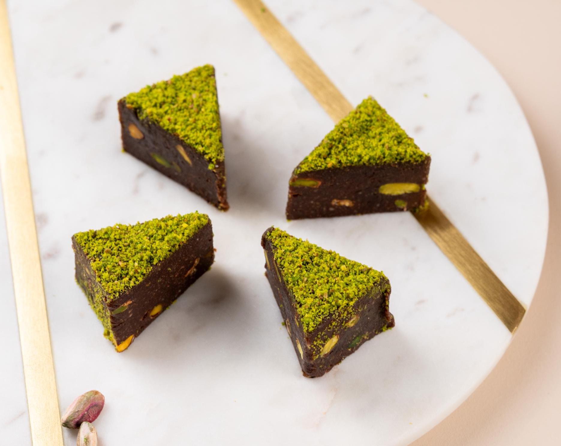 Chocolate Pistachio Marquise Cake, Handmade Gourmet Cake, Housewarming Cake Gift Box, Luxury Turkish Dessert